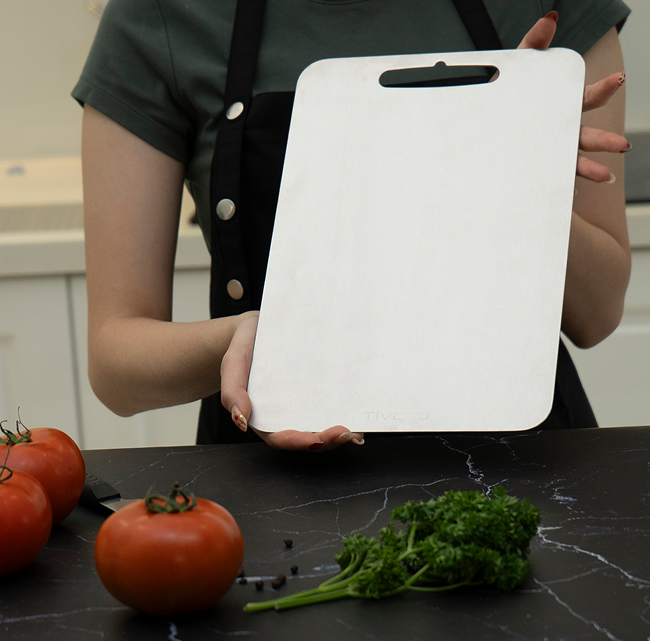Mini Ultra Cutting Board by Tivano™