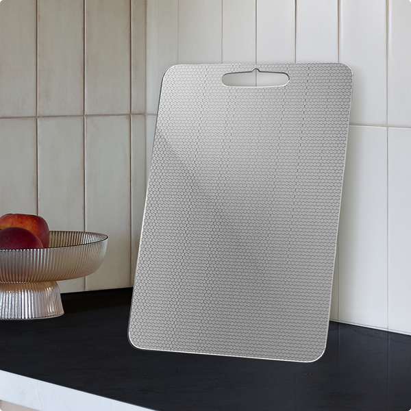 Tivano Cutting Board with TitaniumShield™
